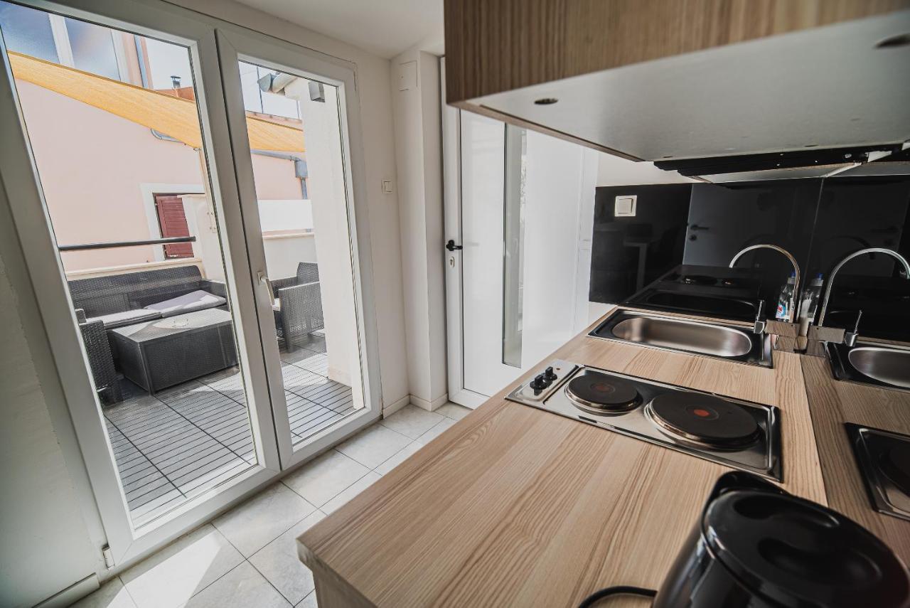Downtown Park Apartments With Balcony Vodice Exterior foto